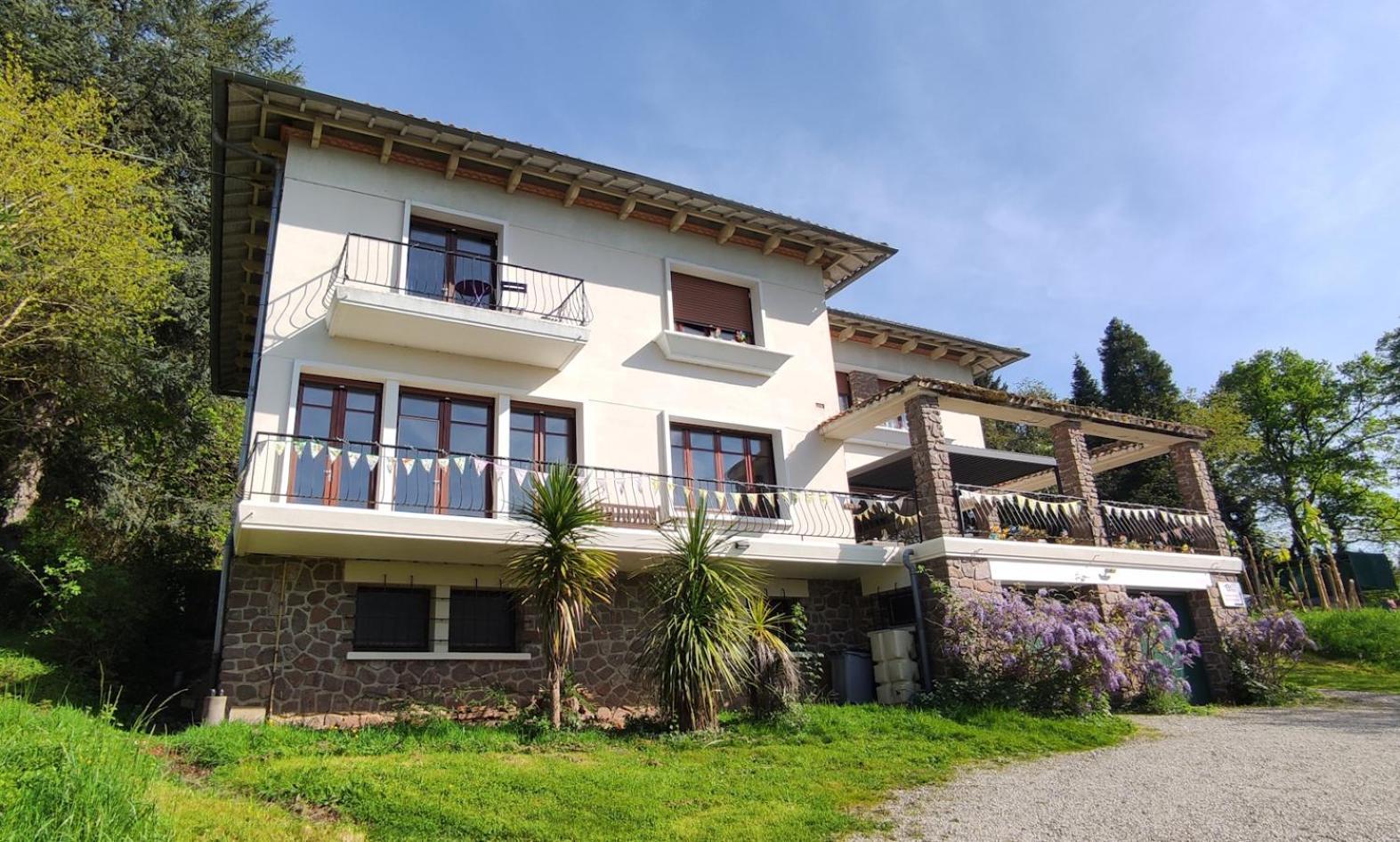 13 Bees Bed & Breakfast Confolens Bagian luar foto