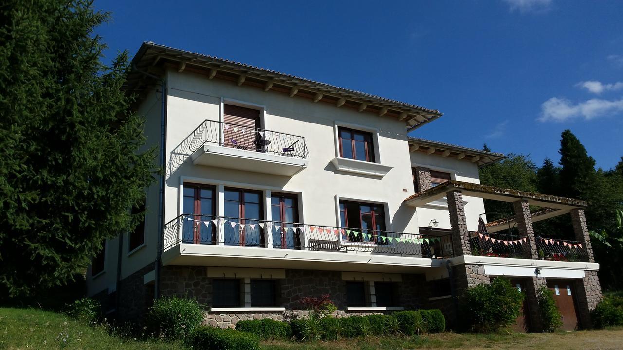 13 Bees Bed & Breakfast Confolens Bagian luar foto