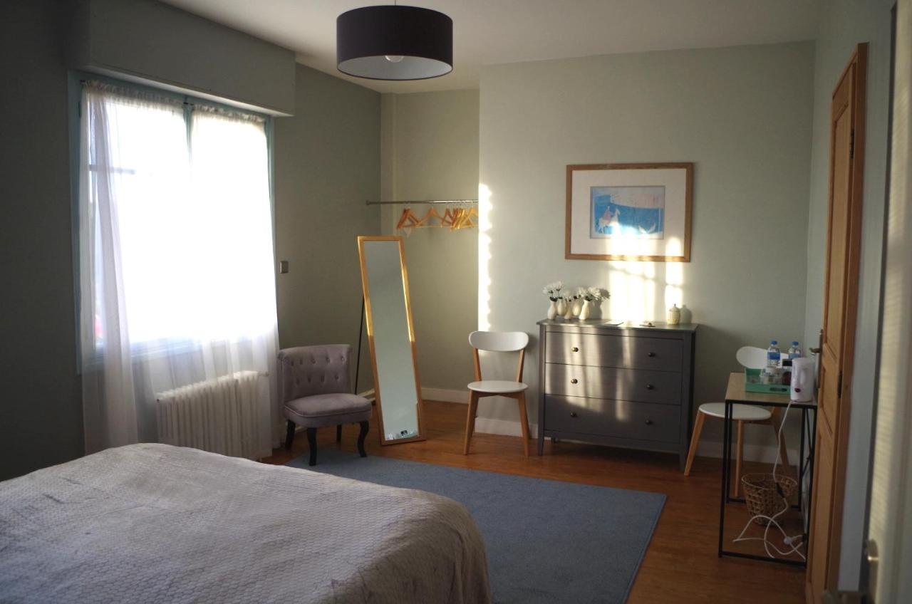 13 Bees Bed & Breakfast Confolens Bagian luar foto